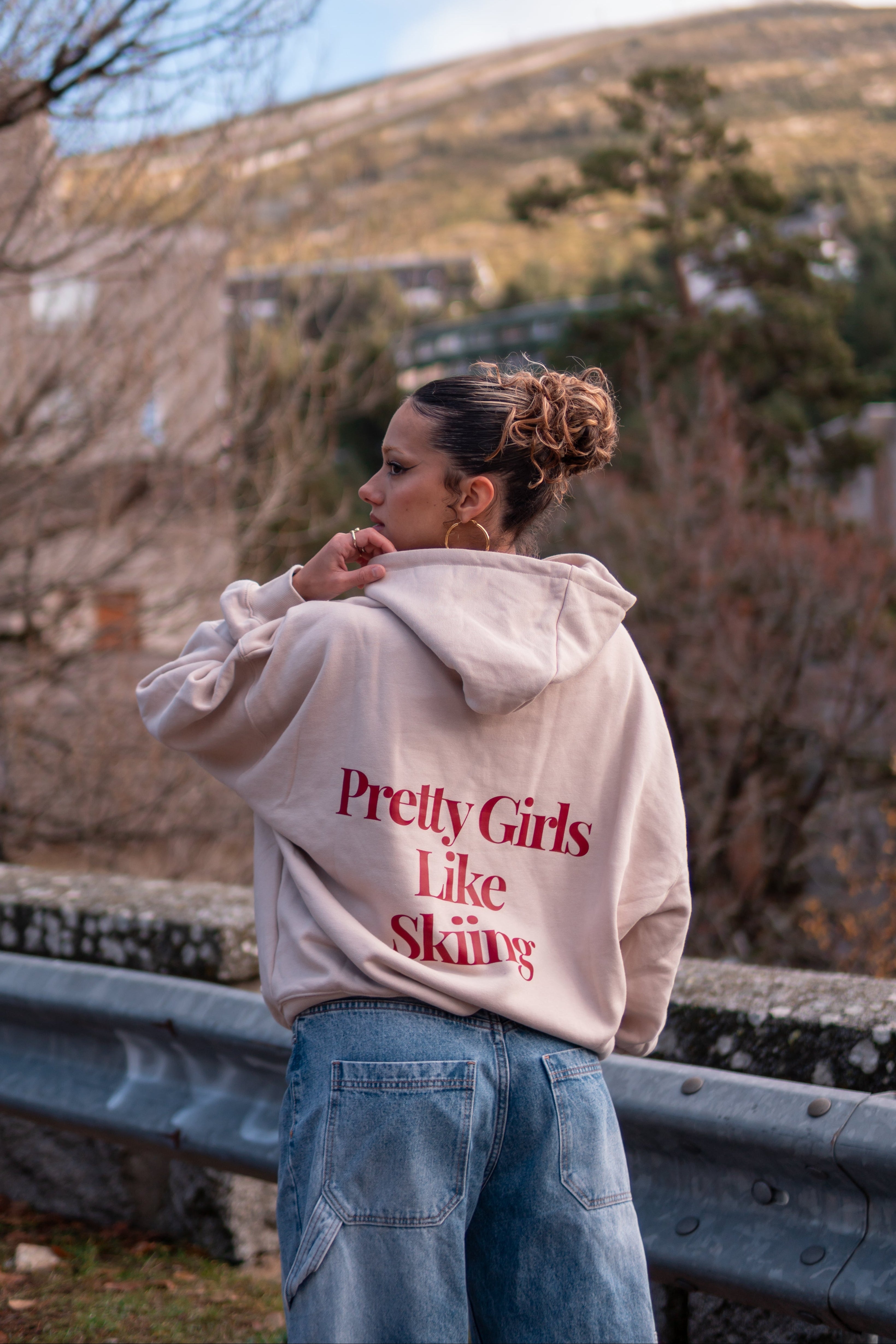 "PRETTY GIRLS LIKE SKIING” COCONUT MILK BOXY HOODIE UNISEX